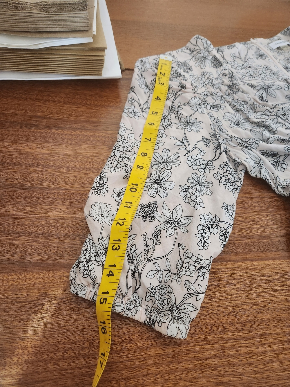 Calvin Klein Floral Wrap-Style Women’s Dress in Light Blush Sz 10 - Picture 11 of 14